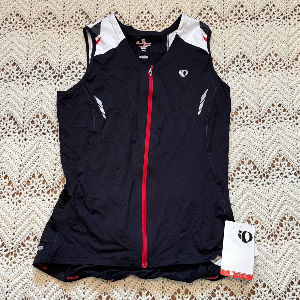 Pearl Izumi Black and White Cycling Running Women’s Top With Zipper And Pockets
